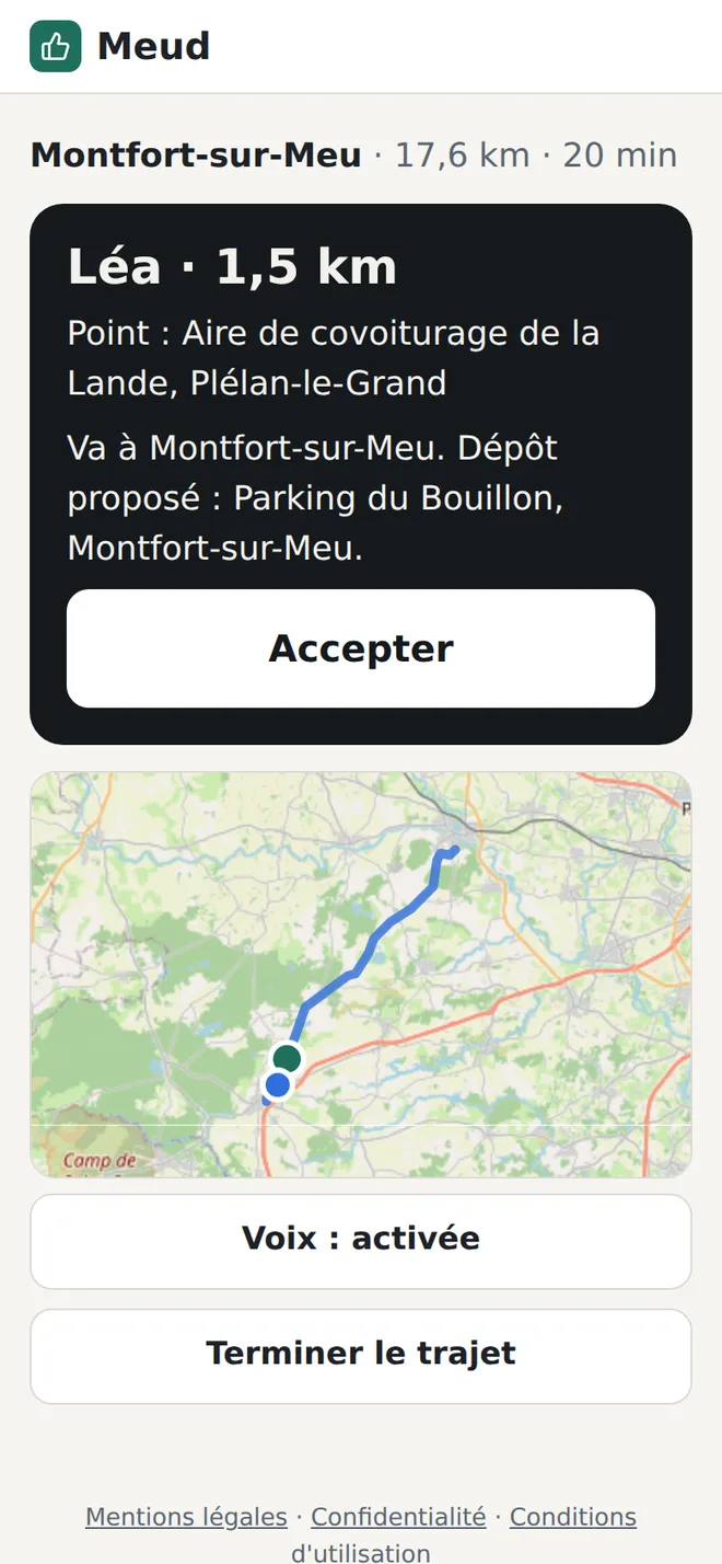 Écran du conducteur : Léa attend à 1,5 km sur sa route, point aire de covoiturage de la Lande, bouton Accepter.
